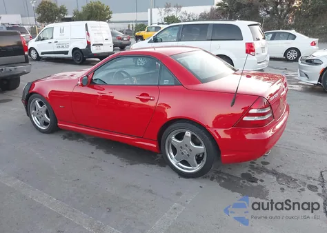 2001 Mercedes-Benz Slk 320 из США, поврежденный, VIN WDBKK65F11F210249